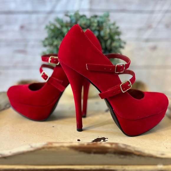 Stephy-H Red My Delicious Shoes High Heels size 7 worn once Excellent condition. - Picture 6 of 6